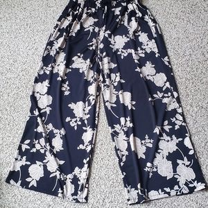 I.N. Studios Flowing Dress Pants..